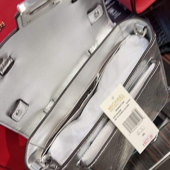 Michael Kors Manhattan Medium School Satchel - Picture 7 of 16